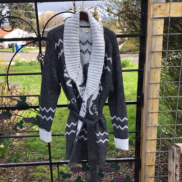 Idyllwind Sweaters - Idyllwind Southwest style long open front sweater size XL